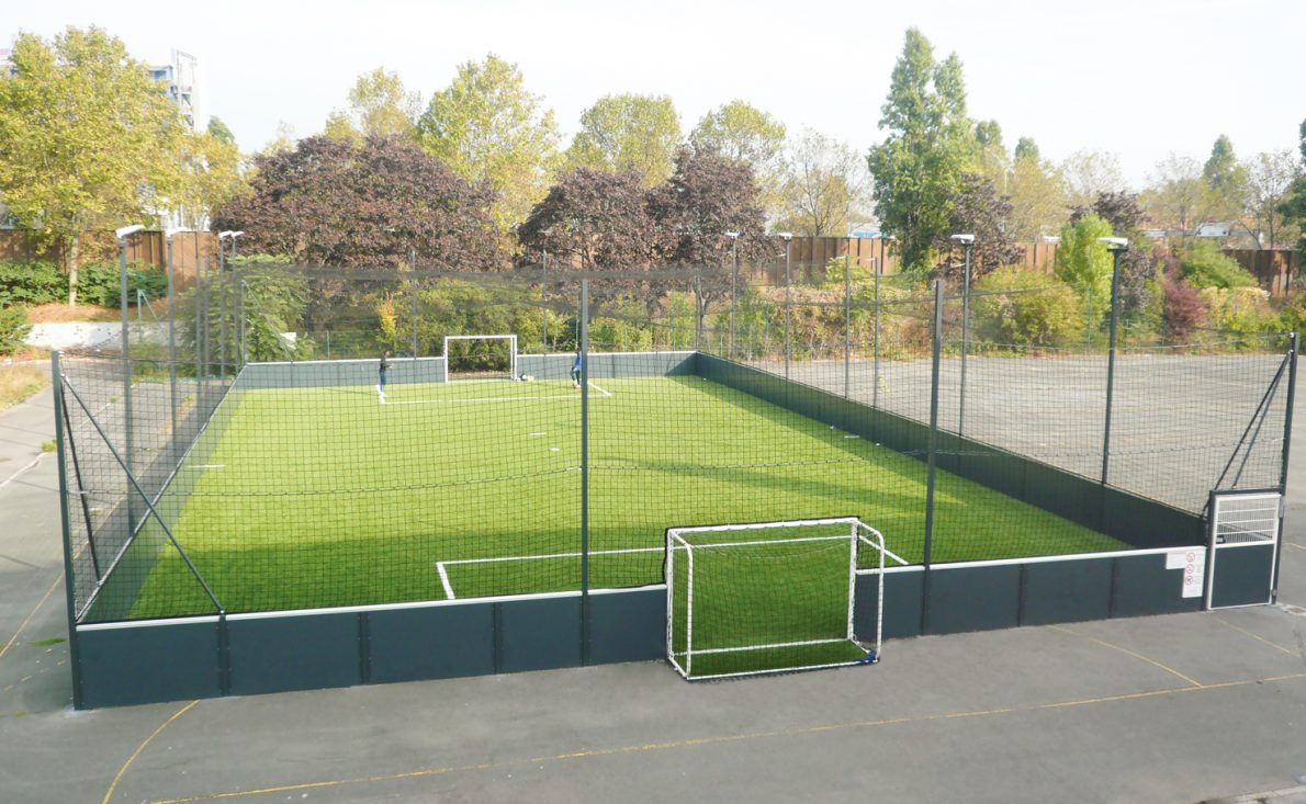5aside soccer pitch Manufacturer Metalu Plast