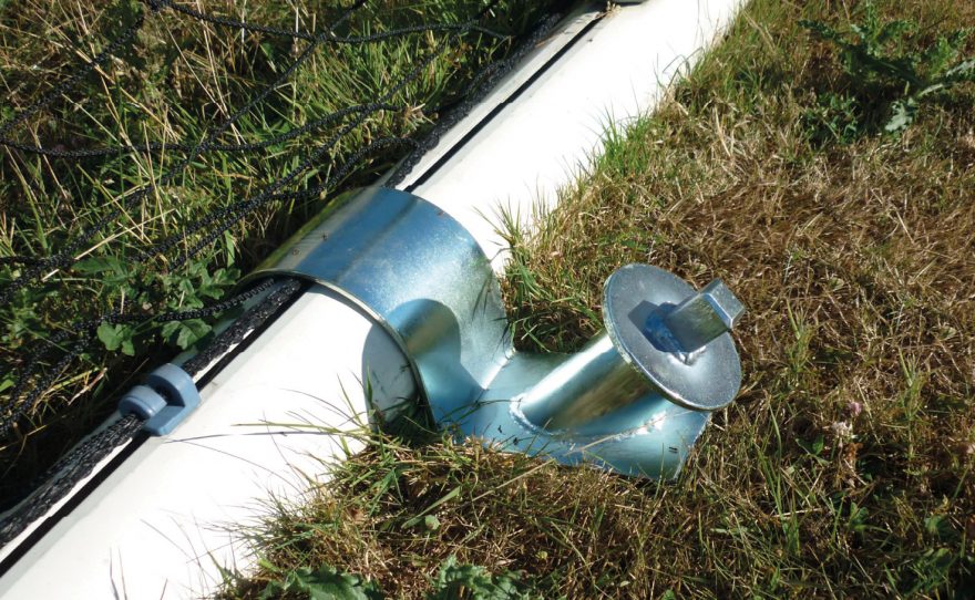 C pigtail-anchoring-system with spanner