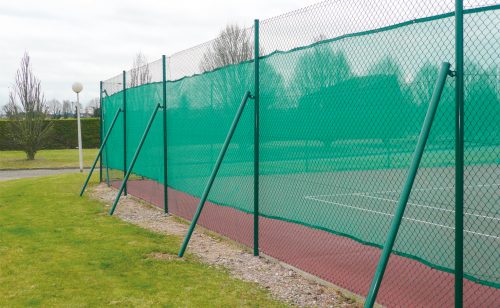 windscreen for tennis court fencing Metalu Plast