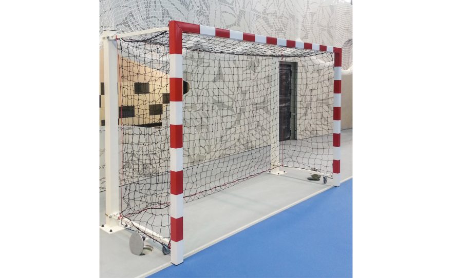 Cage de hand pour compétition rabattable sur poteaux Metalu Plast