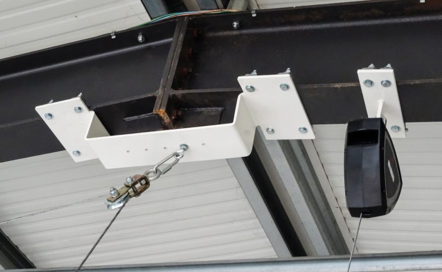 detail-fixation-basket-charpente Détail fixation d'un panier de basket charpente Metalu Plast