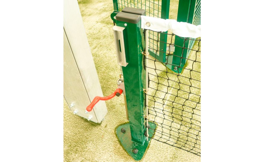 Padel net post with winch Metalu