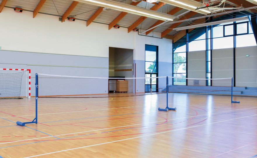 poteaux-badminton-entrainement-gymnase-double Poteaux de badminton pour l'entraînement dans un gymnase double terrain Metalu