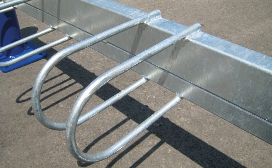 Galvanized steel bicycle rack on plate Metalu